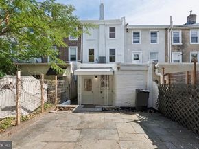 3697 Calumet Street, Philadelphia PA 19129