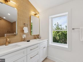 3697 Calumet Street, Philadelphia PA 19129