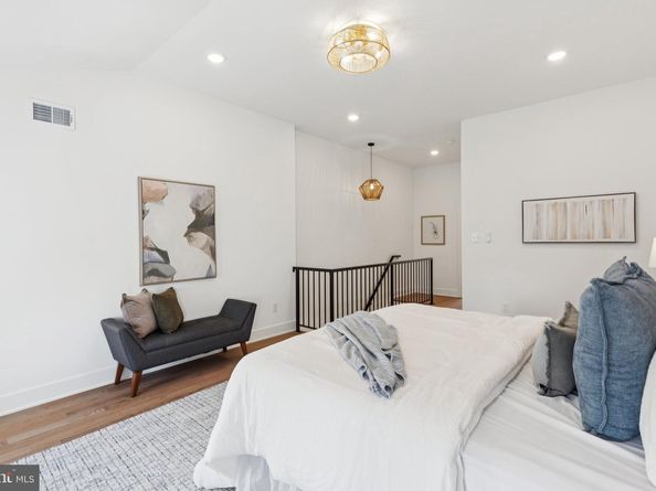 3697 Calumet Street, Philadelphia PA 19129