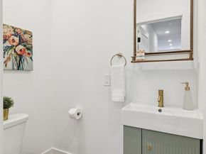 3697 Calumet Street, Philadelphia PA 19129