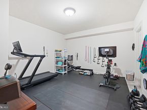 609 Kingsley Road SW, Vienna VA 22180