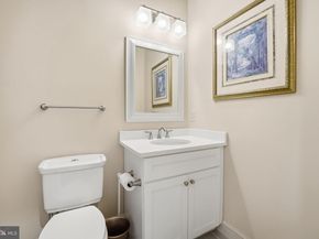 609 Kingsley Road SW, Vienna VA 22180