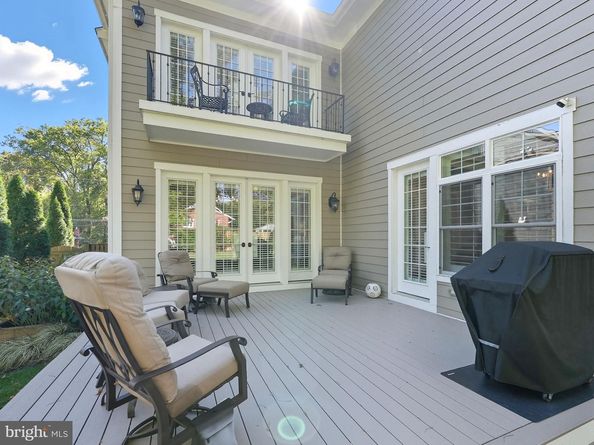 609 Kingsley Road SW, Vienna VA 22180