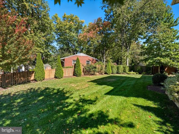 609 Kingsley Road SW, Vienna VA 22180