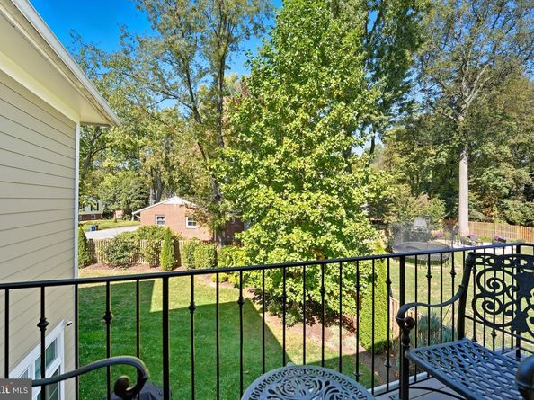 609 Kingsley Road SW, Vienna VA 22180