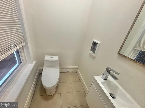 222 W Roosevelt Boulevard, Philadelphia PA 19120