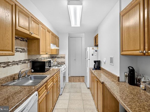 3600 Conshohocken Avenue 706, Philadelphia PA 19131