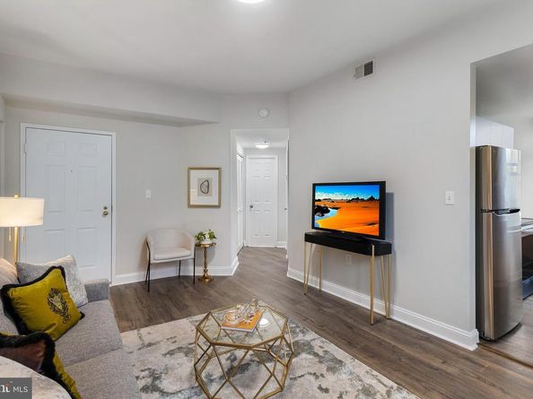 1621 T Street NW 305, Washington DC 20009