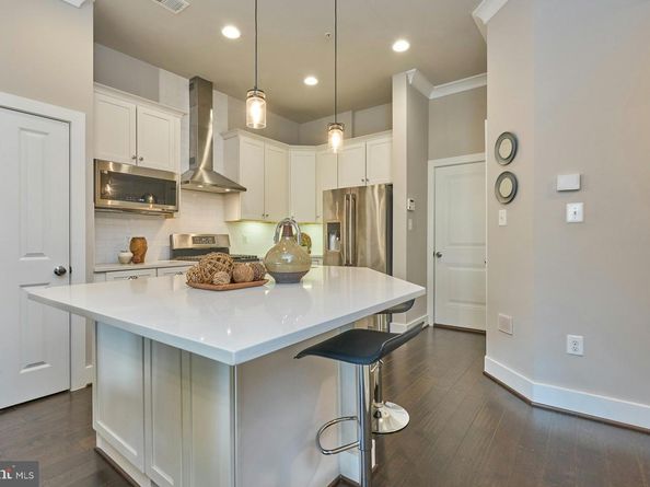 1330 S Quinn Street, Arlington VA 22204