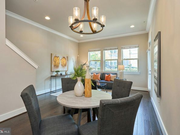 1330 S Quinn Street, Arlington VA 22204