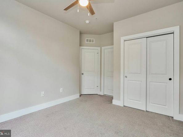 1330 S Quinn Street, Arlington VA 22204