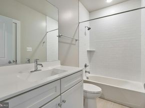 1330 S Quinn Street, Arlington VA 22204