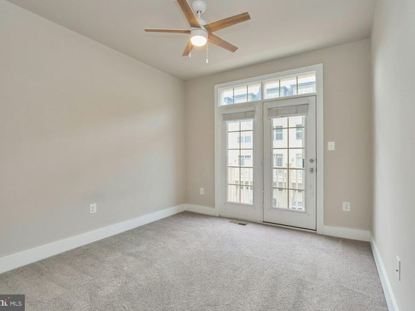 1330 S Quinn Street, Arlington VA 22204