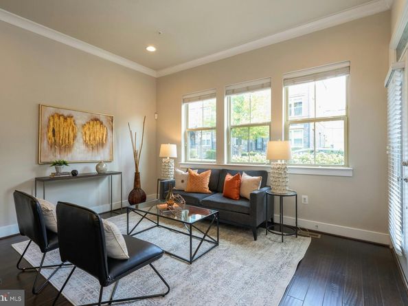 1330 S Quinn Street, Arlington VA 22204