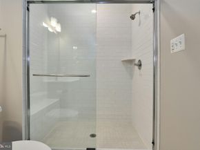 1330 S Quinn Street, Arlington VA 22204