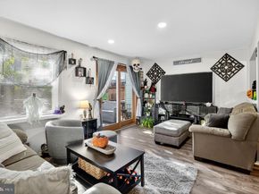 423 N Mount Vernon Circle, Bensalem PA 19020
