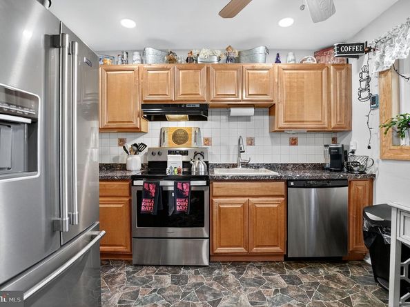 423 N Mount Vernon Circle, Bensalem PA 19020