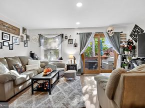423 N Mount Vernon Circle, Bensalem PA 19020