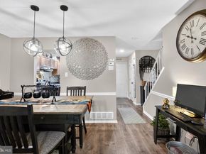 423 N Mount Vernon Circle, Bensalem PA 19020