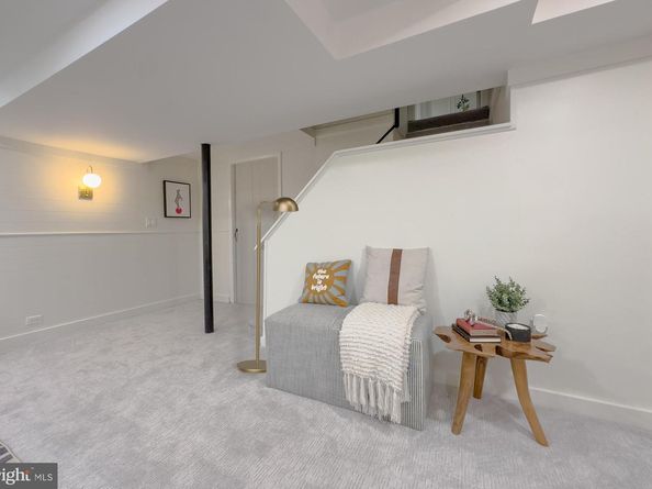 3211 Gary Court, Falls Church VA 22042