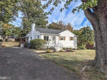 3211 Gary Court