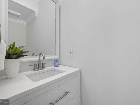 4902 4TH Street NW, Washington DC 20011
