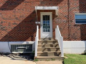 8800 Danbury Street, Philadelphia PA 19152