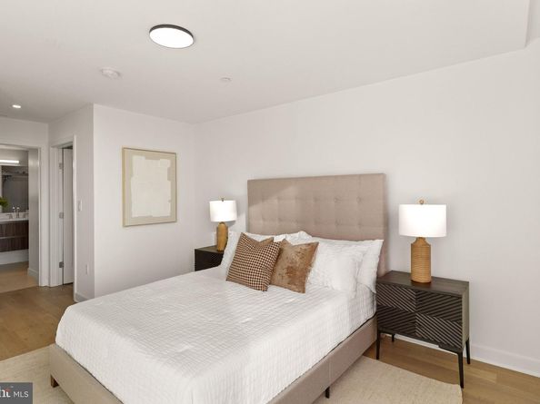 37 L Street SE 1102, Washington DC 20003