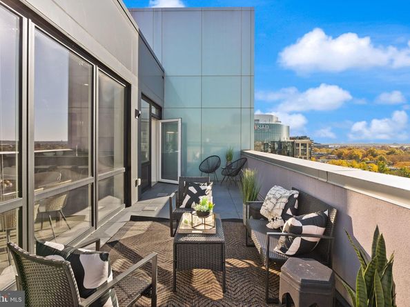 37 L Street SE 1102, Washington DC 20003