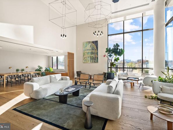 37 L Street SE 1102, Washington DC 20003