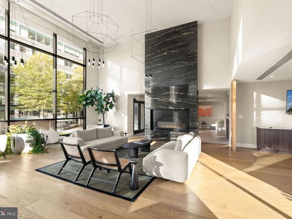 37 L Street SE 1102, Washington DC 20003