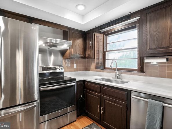 722 Autumn Drive, Feasterville Trevose PA 19053