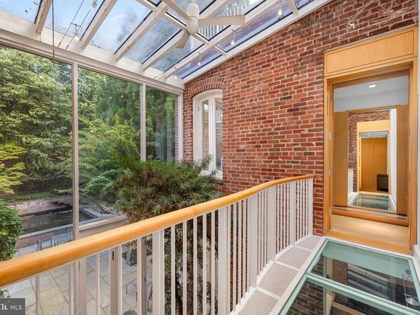 2813 Q Street NW, Washington DC 20007