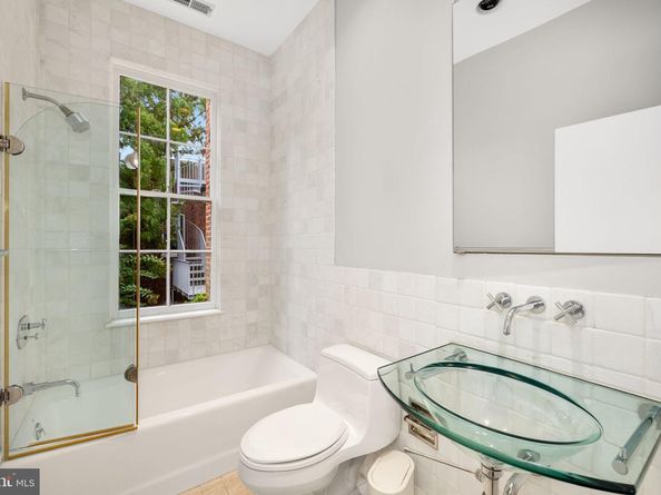 2813 Q Street NW, Washington DC 20007