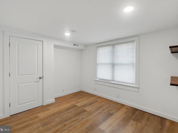 1643 S Iseminger Street, Philadelphia PA 19148