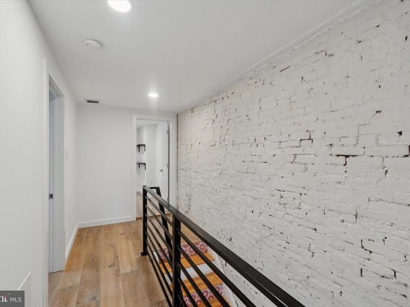 1643 S Iseminger Street, Philadelphia PA 19148