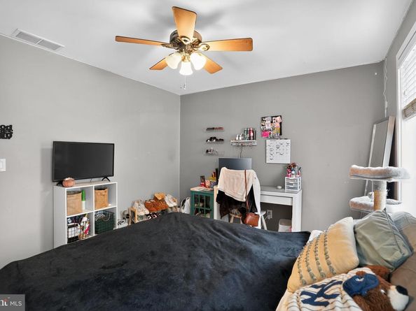 1227 N 3rd Street, Philadelphia PA 19122
