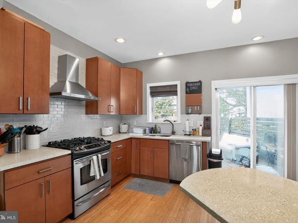 1227 N 3rd Street, Philadelphia PA 19122