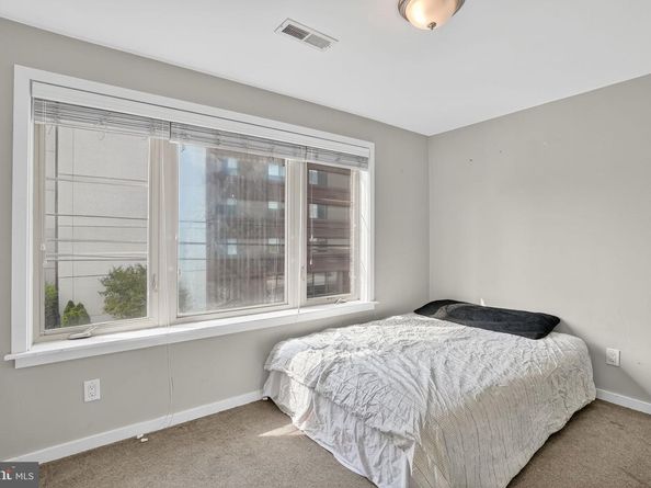 1227 N 3rd Street, Philadelphia PA 19122