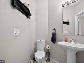 1227 N 3rd Street, Philadelphia PA 19122