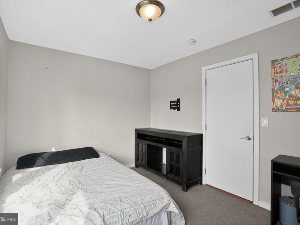 1227 N 3rd Street, Philadelphia PA 19122