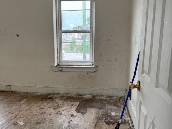 6115 Vine Street, Philadelphia PA 19139