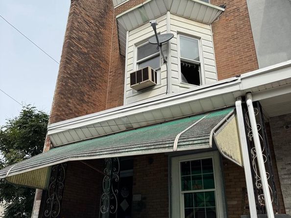 6115 Vine Street, Philadelphia PA 19139