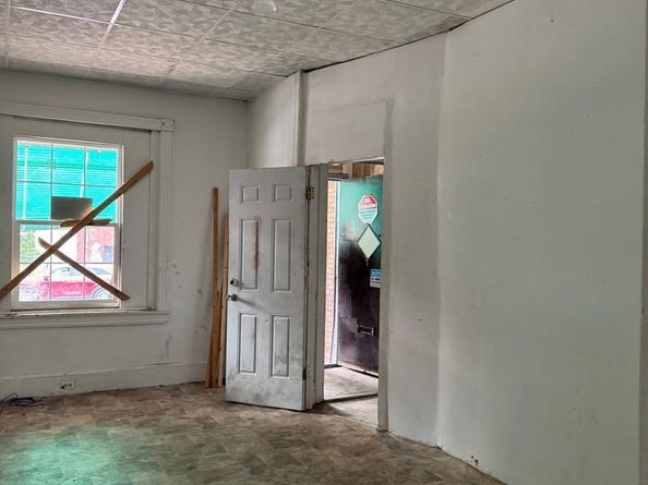 6115 Vine Street, Philadelphia PA 19139
