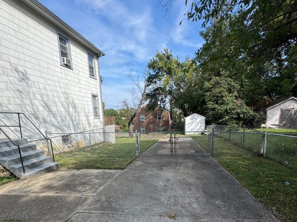 3700 Horner Place SE, Washington DC 20032