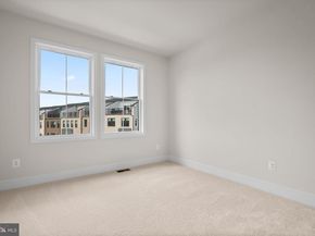 13724 Aviation Place, Herndon VA 20171