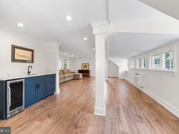2490 White Horse Road, Berwyn PA 19312