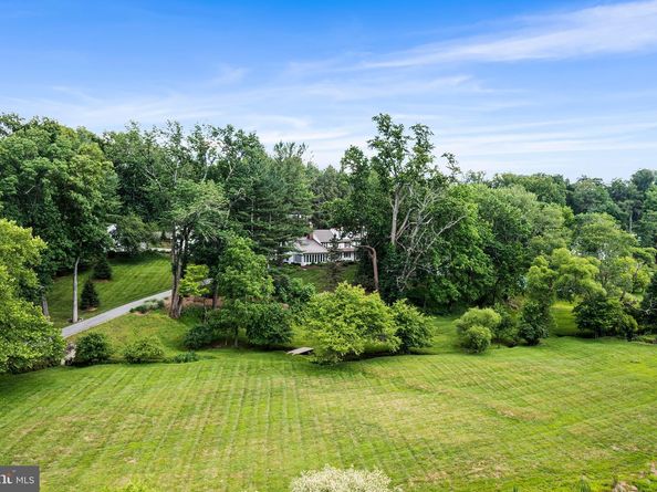 2490 White Horse Road, Berwyn PA 19312