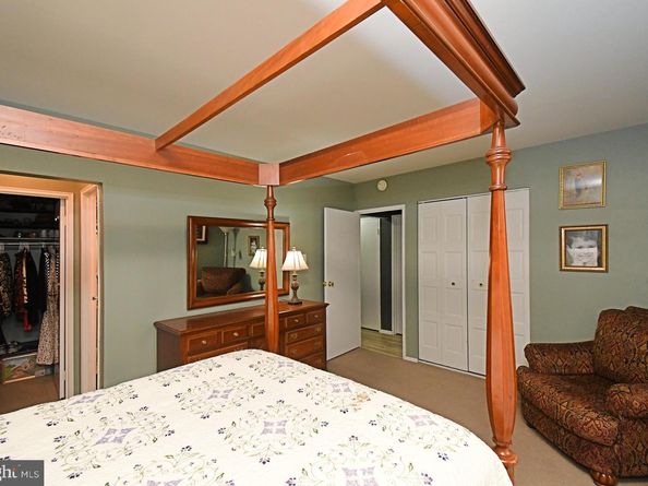 88 Hampstead Drive 88, Ambler PA 19002