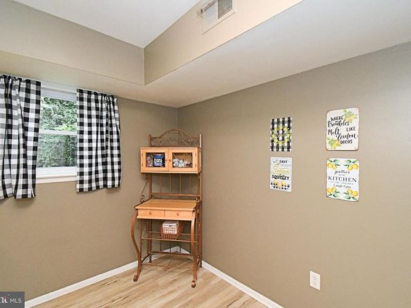 88 Hampstead Drive 88, Ambler PA 19002